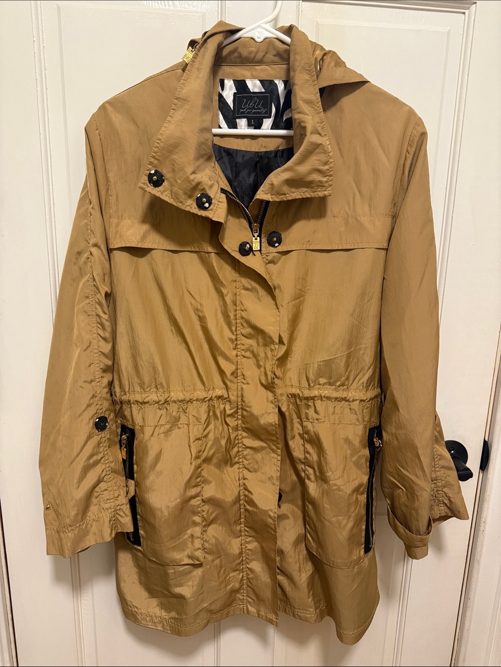 UbU Women’s Tan Hooded Trench Coat with  polkadot black buttons - Large